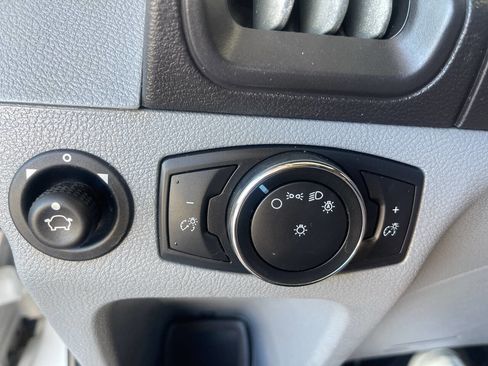 Used 2017 Ford Transit 350 XLT image 18