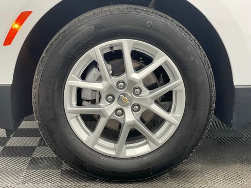 Used 2024 Chevrolet Equinox LS w/ LS Convenience Package FWD image 12