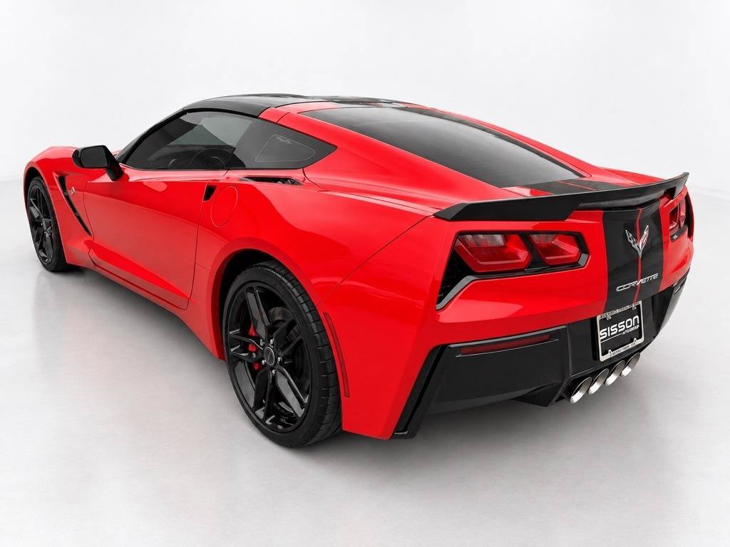 Used 2015 Chevrolet Corvette Stingray Coupe RWD image 5
