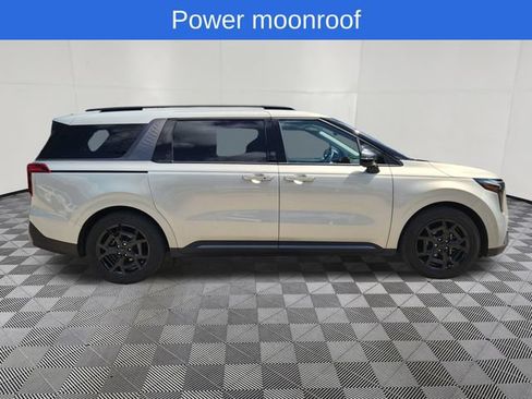 Used 2026 Kia Carnival SX Prestige FWD image 4