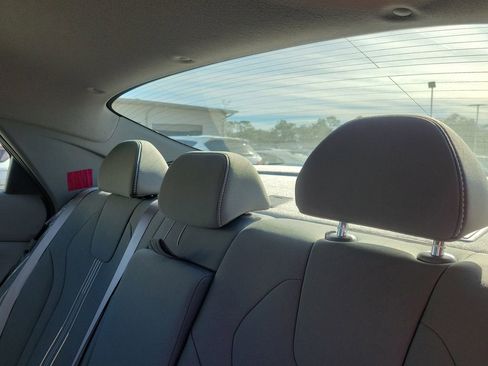 New 2026 Hyundai Elantra SEL Sport image 11