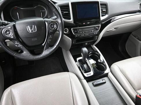 Used 2017 Honda Ridgeline RTL-E image 11