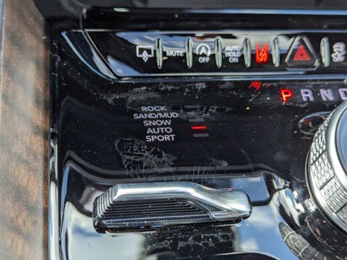 New 2024 Jeep Grand Wagoneer Series I w/ Convenience Group III image 26