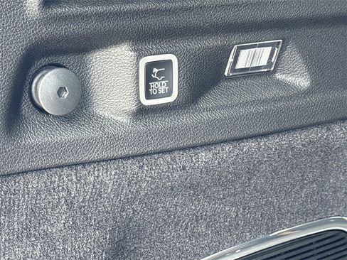 New 2025 Jeep Grand Cherokee L Summit image 29