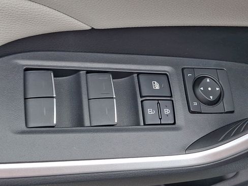 Certified 2025 Toyota RAV4 XLE w/ Convenience Package AWD/4WD image 27