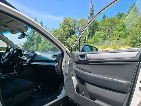 Used 2019 Subaru Outback 2.5i Premium w/ Protection Package #1 AWD/4WD image 27