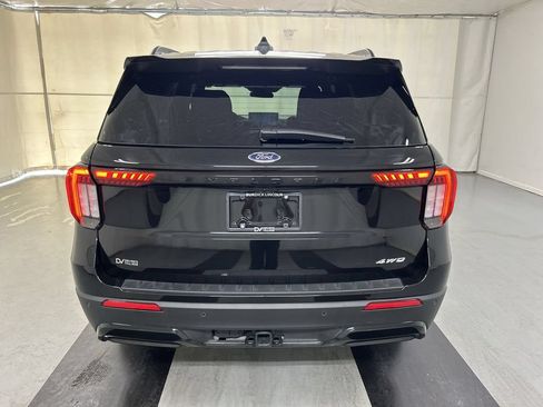 Used 2026 Ford Explorer ST-Line AWD/4WD image 22