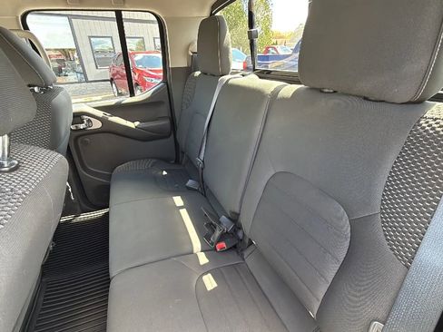 Used 2016 Nissan Frontier PRO-4X AWD/4WD image 21
