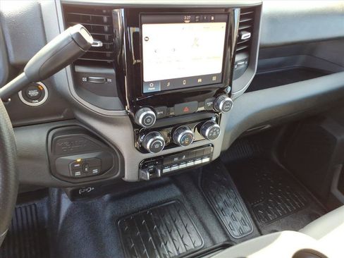 New 2026 RAM 3500 Tradesman w/ Chrome Appearance Group A AWD/4WD image 16