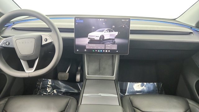 Used 2026 Tesla Model Y 2WD image 47