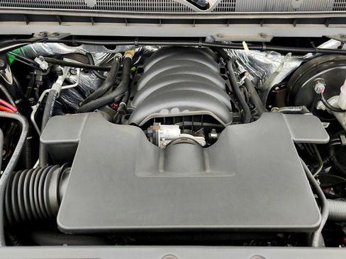 Used 2016 Chevrolet Silverado 1500 LT AWD/4WD image 23