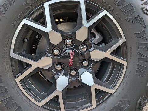 New 2026 GMC Canyon AT4X image 6