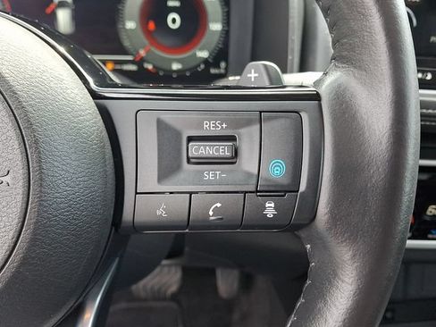Used 2023 Nissan Rogue Platinum w/ Platinum Premium Package AWD/4WD image 23