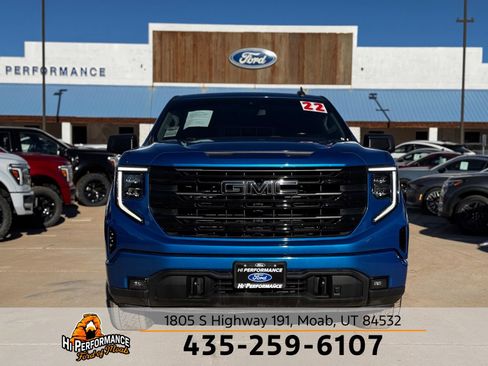 Used 2022 GMC Sierra 1500 Elevation w/ X31 Off-Road Package AWD/4WD image 2