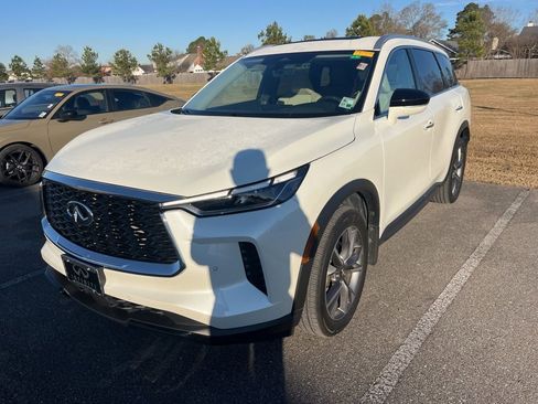 Used 2024 INFINITI QX60 Luxe image 1