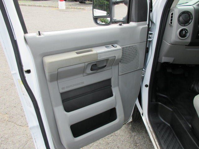 Used 2017 Ford E-350 and Econoline 350 Super Duty w/ Power Windows & Locks Group RWD image 19