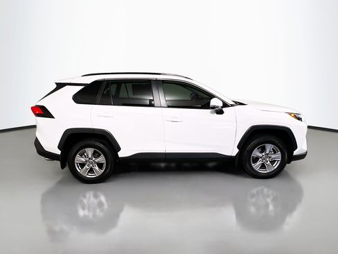 Used 2025 Toyota RAV4 XLE w/ Convenience Package FWD image 3