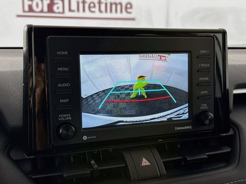 Certified 2022 Toyota RAV4 LE AWD/4WD image 6