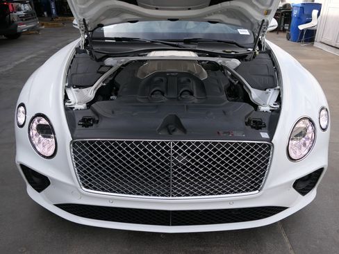 Used 2023 Bentley Continental GT Mulliner AWD/4WD image 34