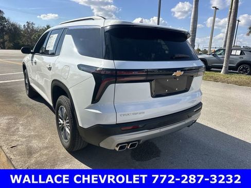 Certified 2025 Chevrolet Traverse LT image 8