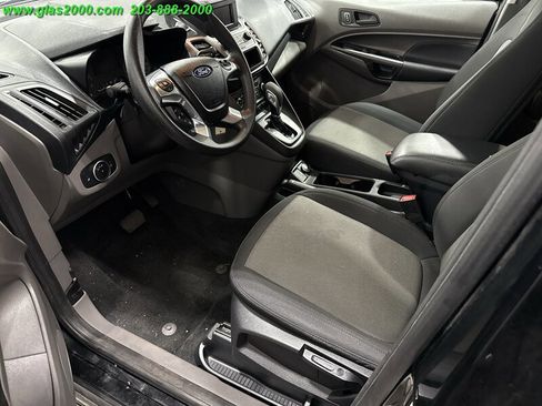 Used 2019 Ford Transit Connect XL image 3