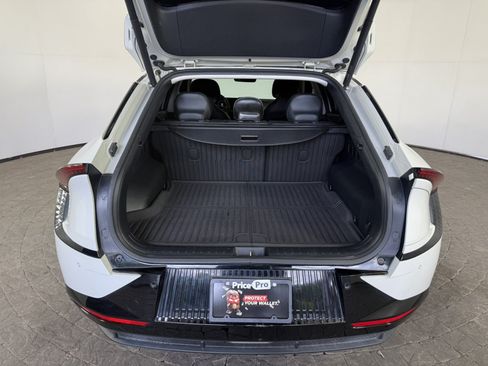Used 2022 Kia EV6 Wind w/ Wind Technology Package AWD/4WD image 7