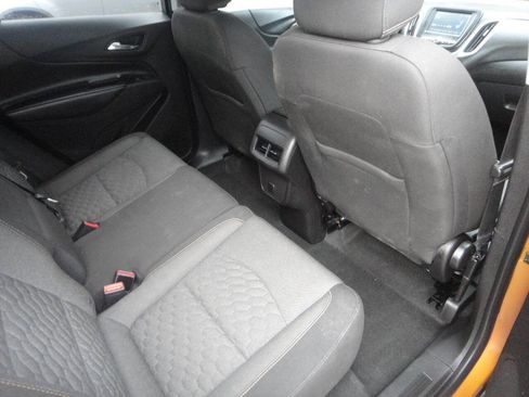 Used 2018 Chevrolet Equinox LT AWD/4WD image 14