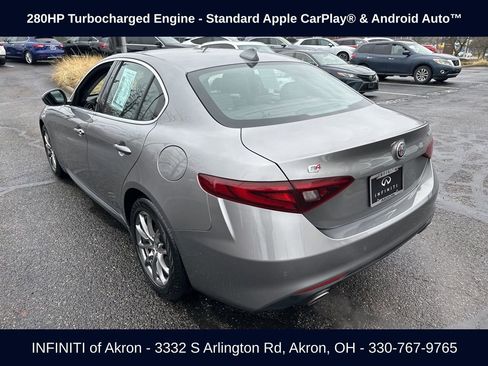 Used 2018 Alfa Romeo Giulia AWD image 10