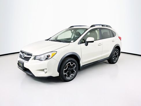 Used 2014 Subaru Crosstrek 2.0i Limited image 3