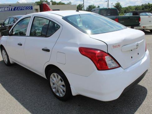 Used 2016 Nissan Versa S image 7