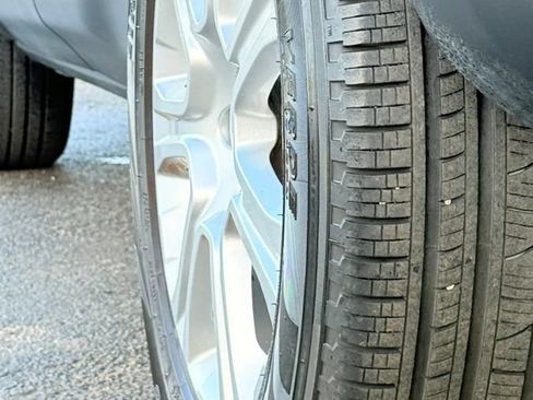 Used 2017 Land Rover Range Rover Evoque SE AWD/4WD image 6