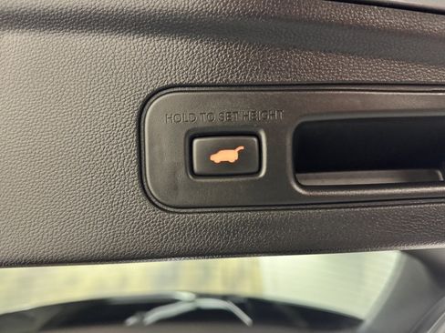 Used 2024 Acura MDX Technology SH-AWD image 37