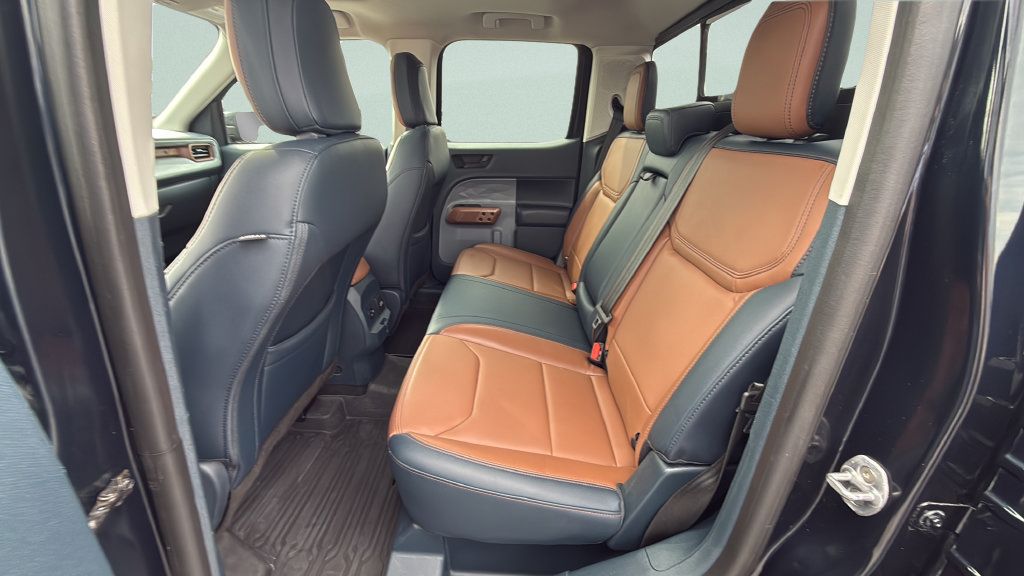 Certified 2022 Ford Maverick Lariat w/ Lariat Luxury Package FWD image 8