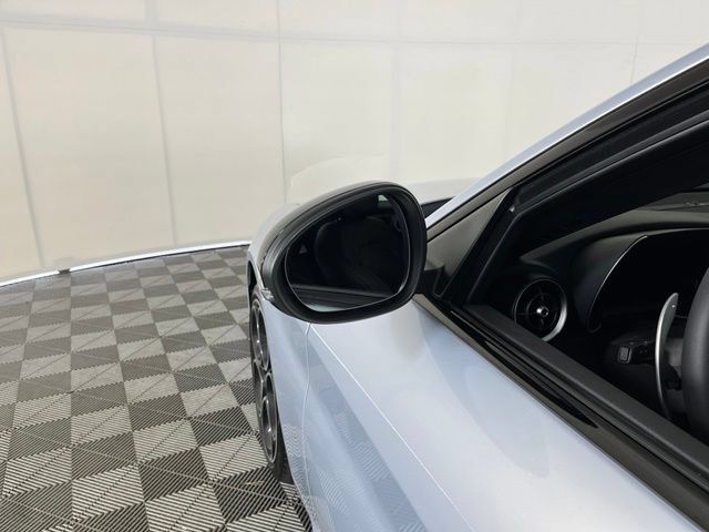 Used 2026 Alfa Romeo Giulia AWD w/ Driving Assist Package image 14