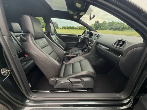 Used 2010 Volkswagen GTI 2-Door FWD image 62