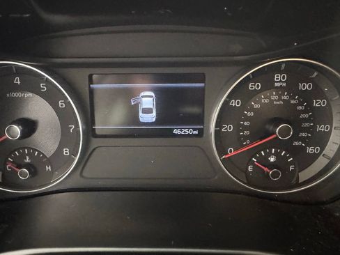 Used 2022 Kia Forte LXS w/ LXS Technology Package FWD image 4