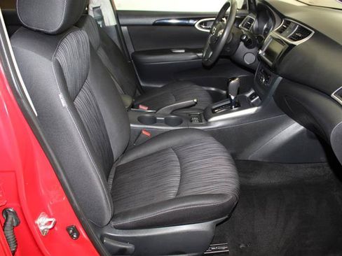 Used 2019 Nissan Sentra SV w/ Special Edition Package FWD image 22