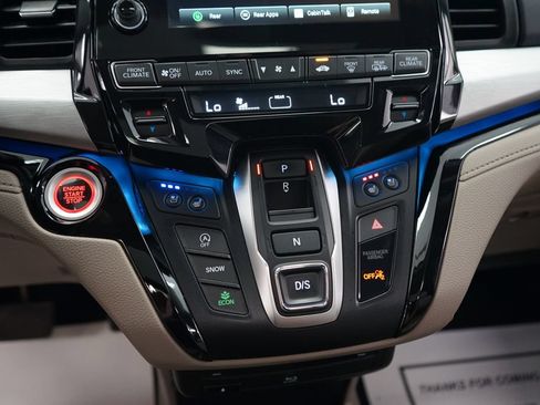Used 2018 Honda Odyssey Elite image 41