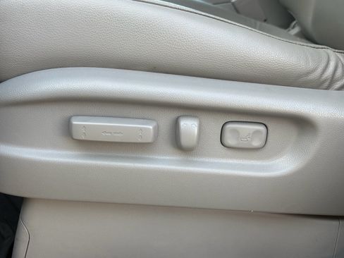 Used 2016 Honda Odyssey EX-L image 24