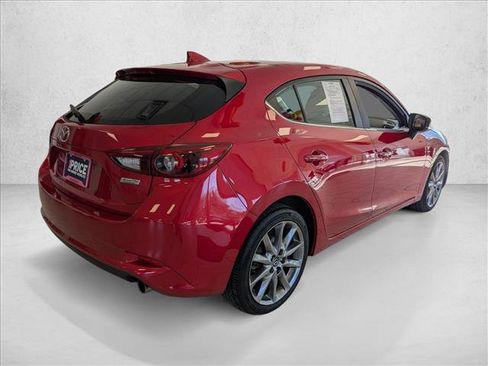 Used 2018 MAZDA MAZDA3 Grand Touring image 5