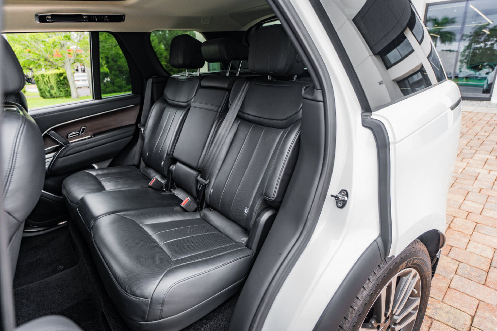 Used 2023 Land Rover Range Rover SE AWD/4WD image 37