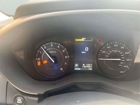 Used 2019 Subaru Crosstrek 2.0i Premium w/ Eyesight System AWD/4WD image 9