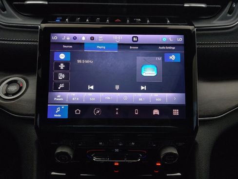 Used 2022 Jeep Grand Cherokee Overland AWD/4WD image 25