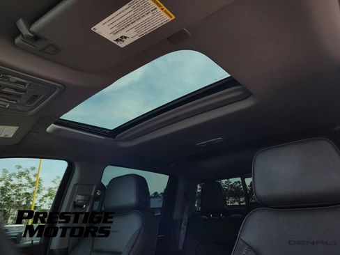 Used 2024 GMC Sierra 1500 Denali AWD/4WD image 17