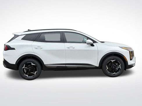 New 2026 Kia Sportage EX AWD/4WD image 2