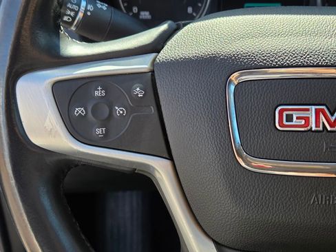 Used 2018 GMC Acadia SLT FWD image 27