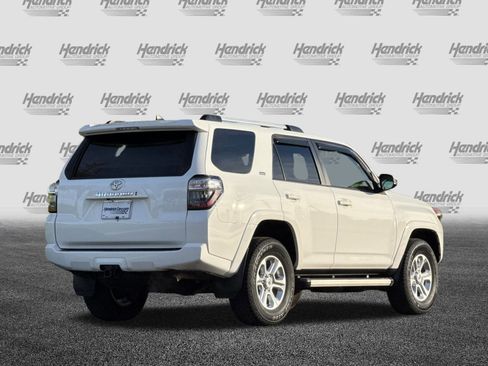 Used 2023 Toyota 4Runner SR5 Premium image 5