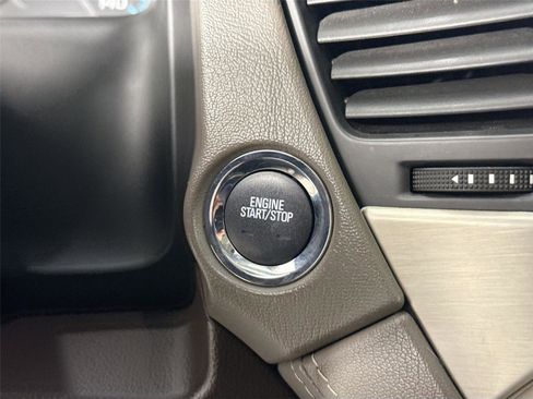 Used 2018 GMC Yukon Denali w/ Denali Ultimate Package image 21