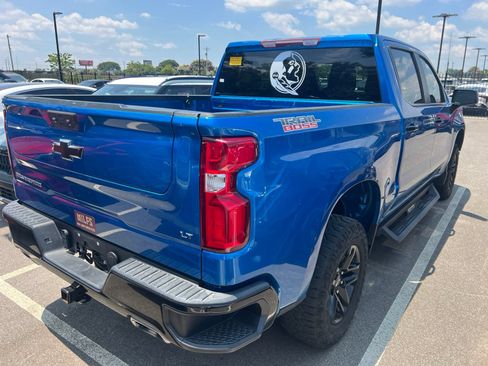 Used 2022 Chevrolet Silverado 1500 LT Trail Boss AWD/4WD image 10