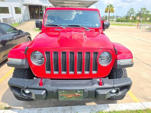 Used 2018 Jeep Wrangler Unlimited Rubicon w/ Steel Bumper Group AWD/4WD image 8